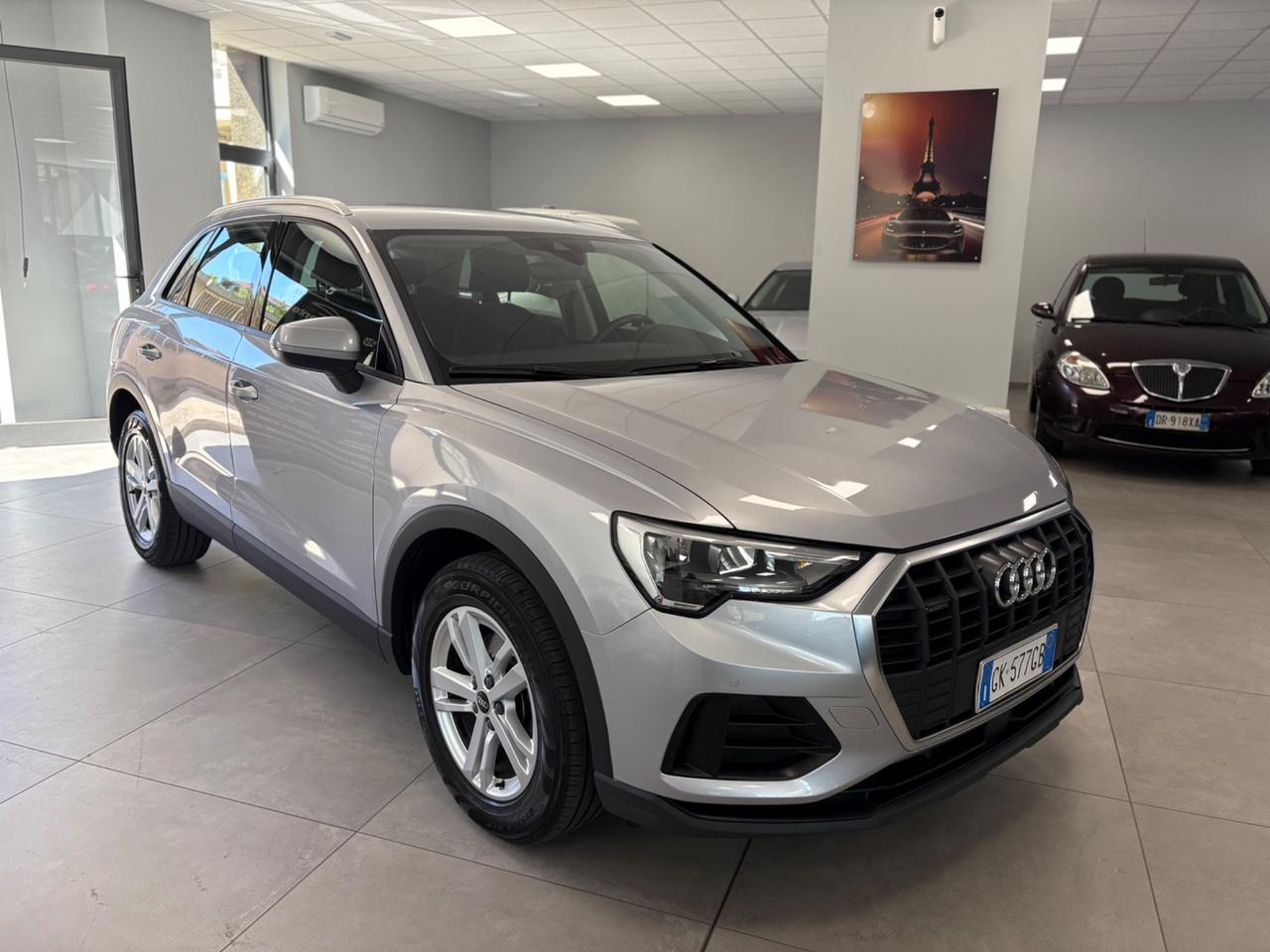 Audi Q3 35 TDI S tronic Business Advanced
