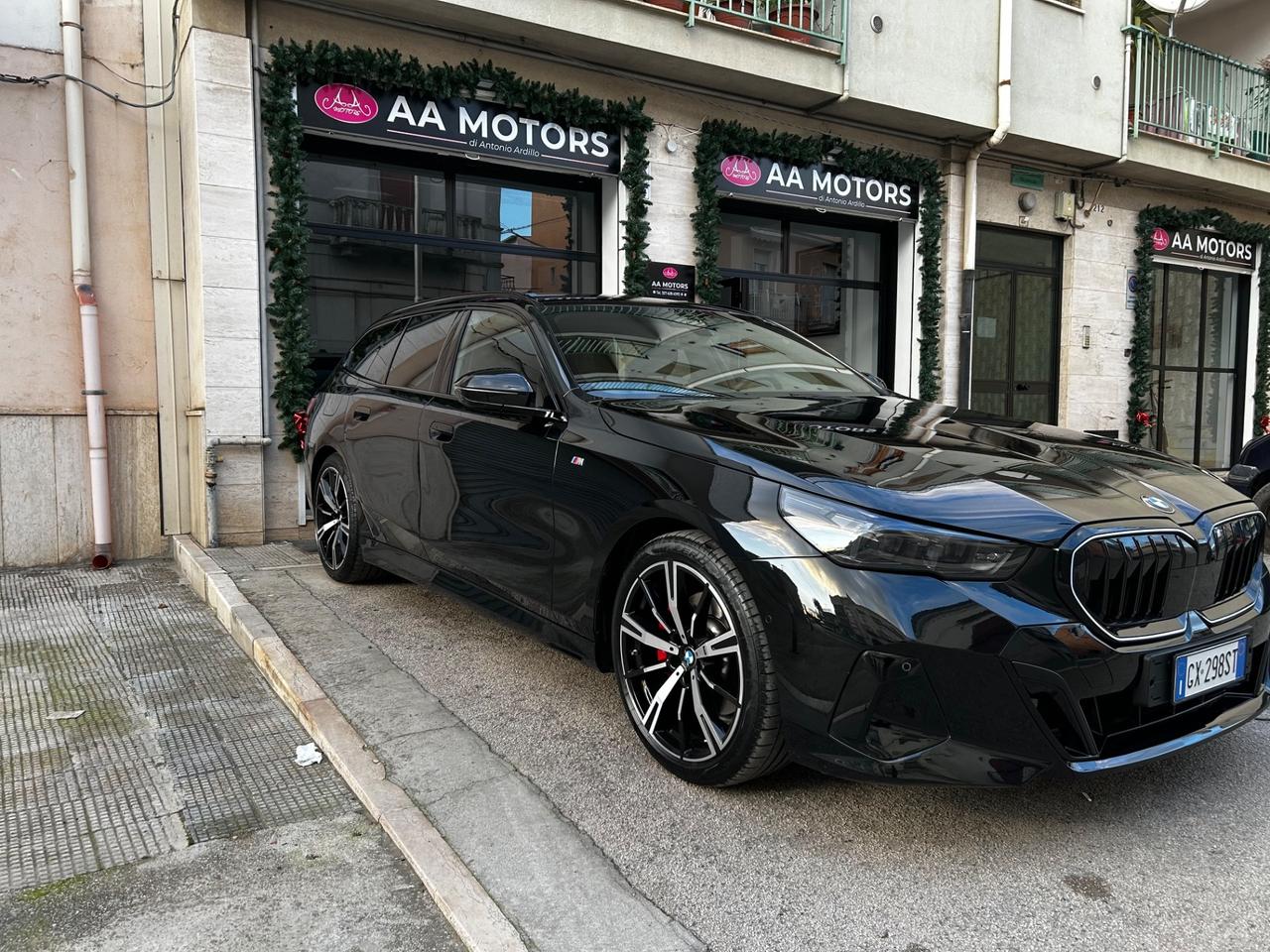 Bmw 520d 48V xDrive Touring Msport Pro Black Sapphire