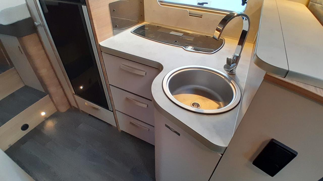 Knaus I LIVE 700