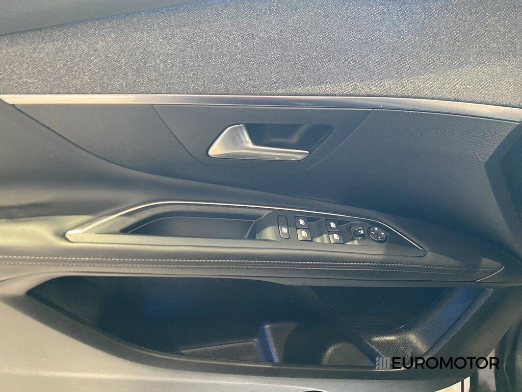 Peugeot 3008 1.6 BlueHDi Allure EAT