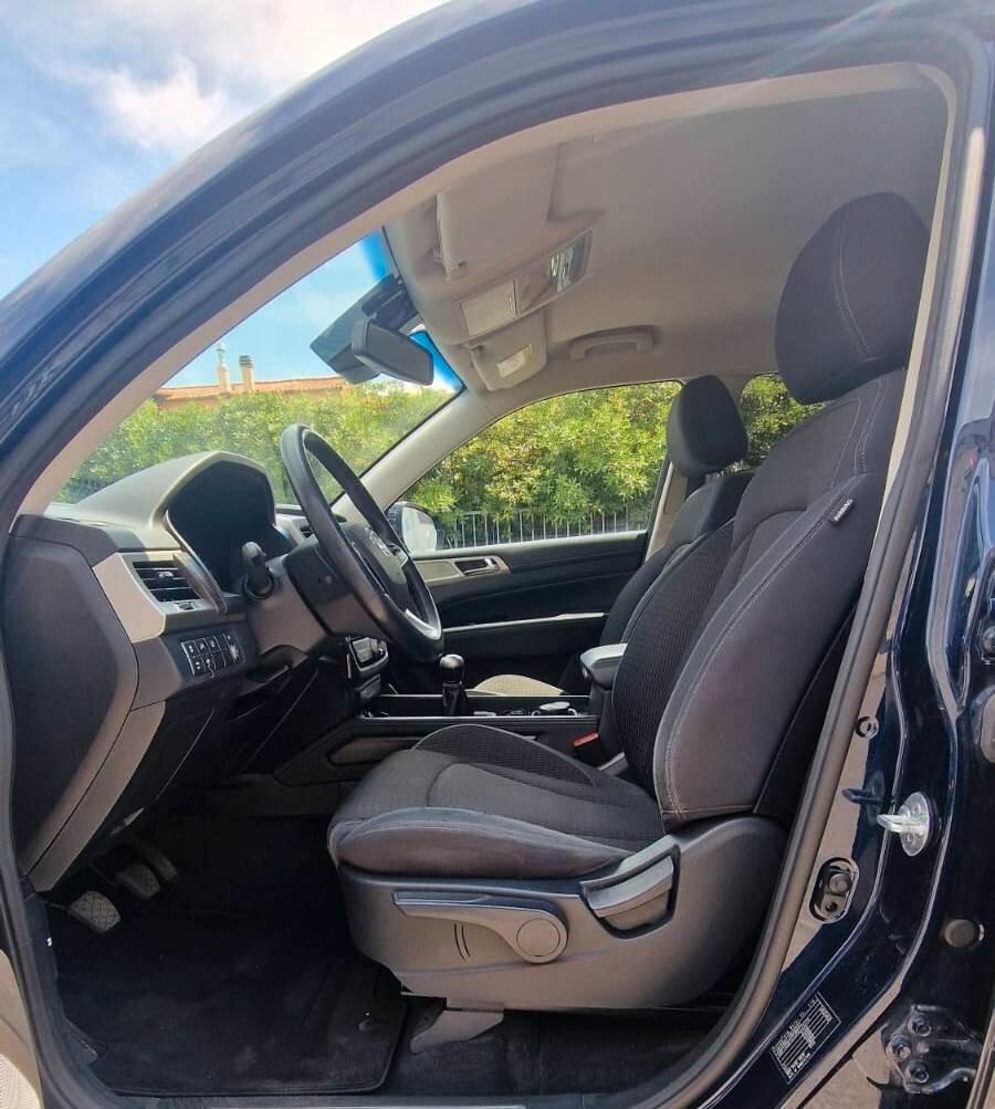 Ssangyong REXTON 2.2 2WD Road