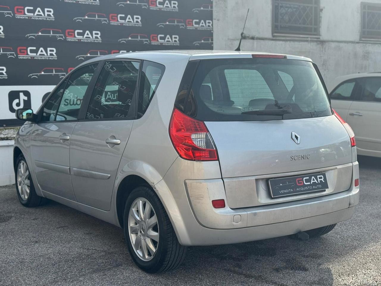 Renault Scenic Grand Scénic 1.5 dCi/105CV PlayStation Portable