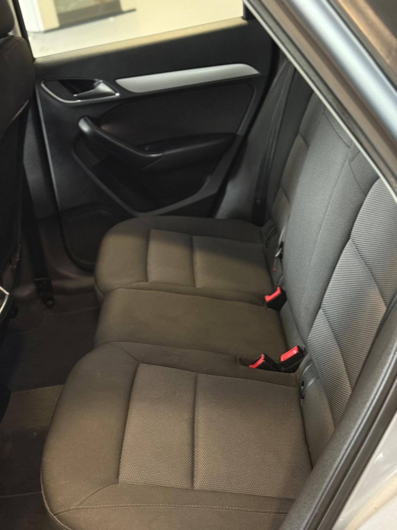 Audi Q3 2.0 TDI 120 CV