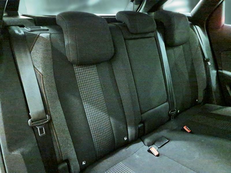 PEUGEOT 3008 BLUEHDI 130 EAT8 SES ACTIVE BUSINESS SUV