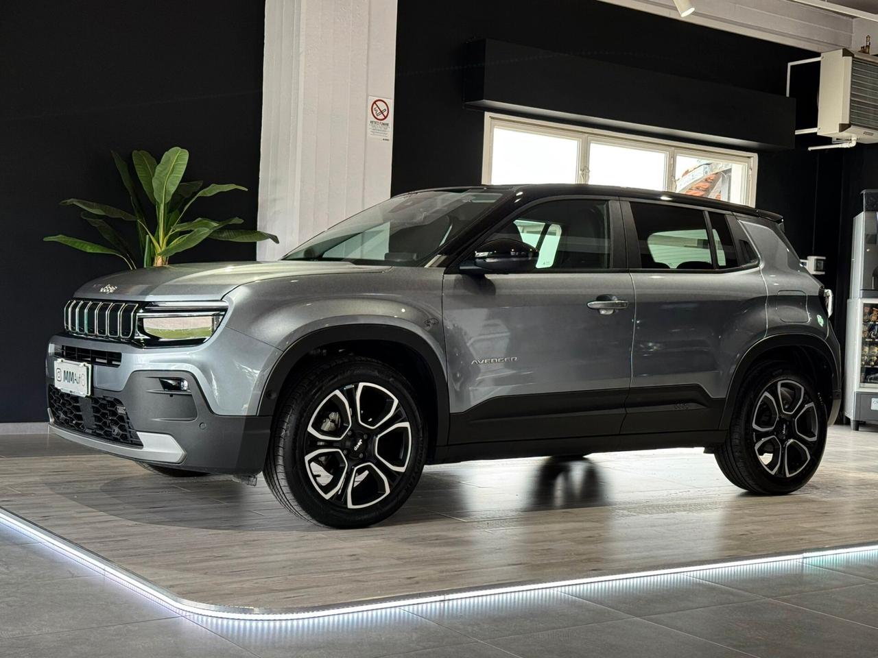 Jeep Avenger 1.2 Turbo 100 CV Summit