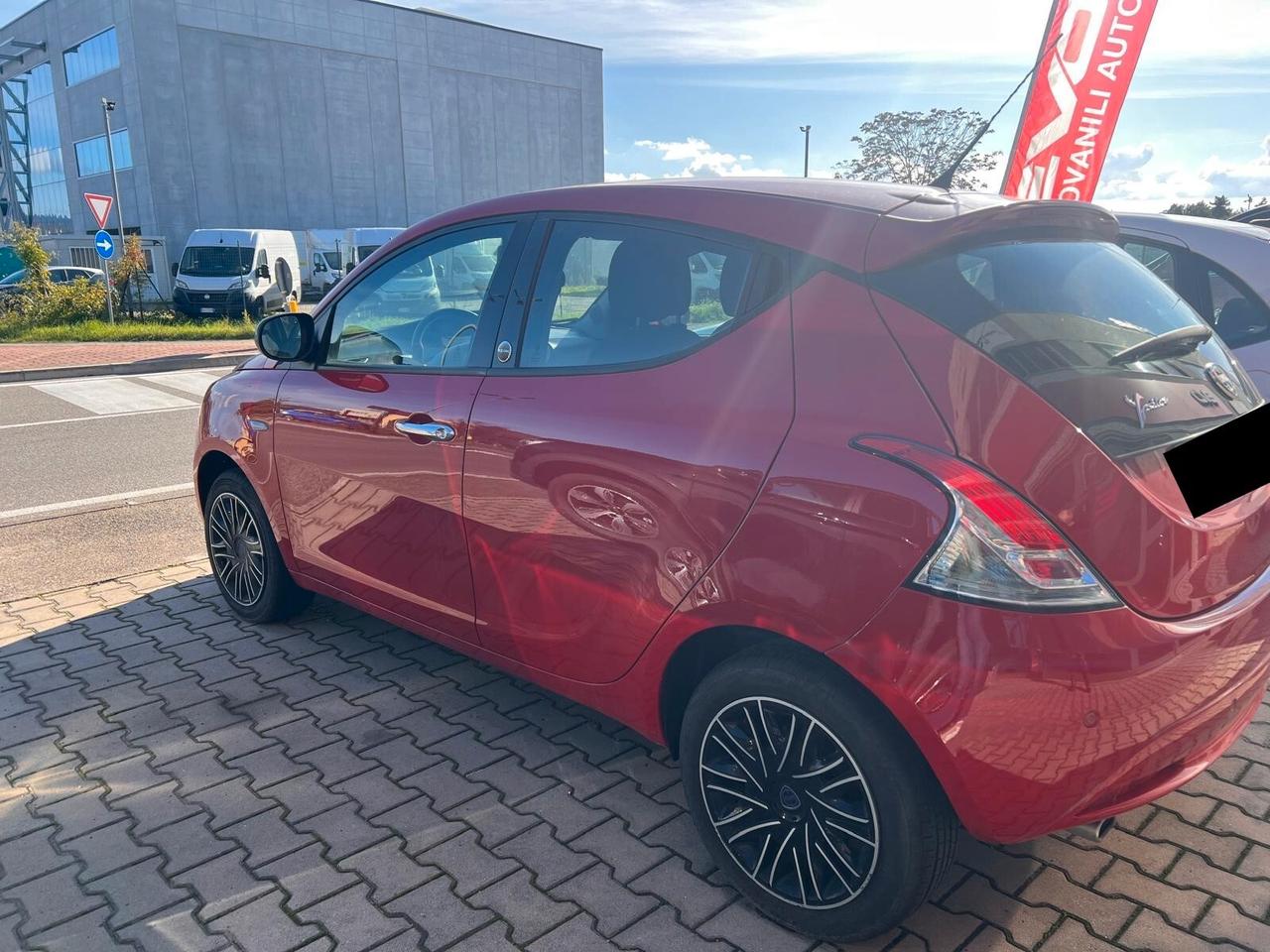 Lancia Ypsilon 1.2 69 CV 5 porte GPL Ecochic Elefantino Blu