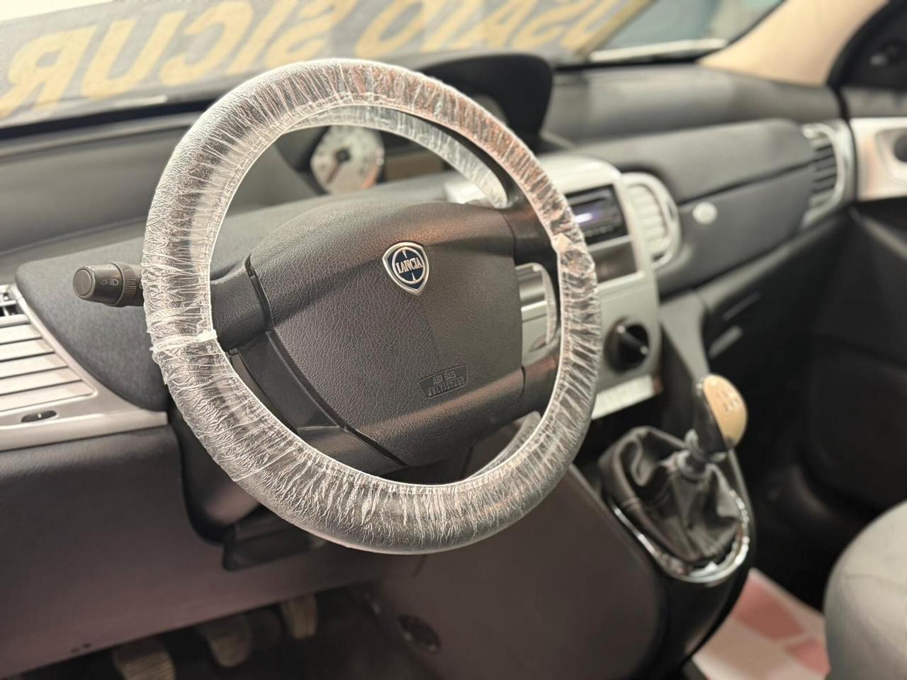 Lancia Y Restyling 1.2cc 2010