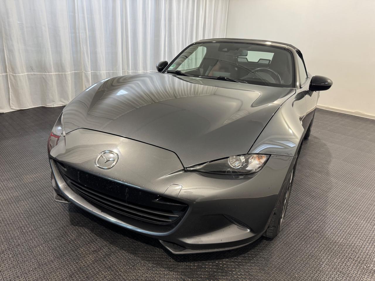 Mazda MX-5 1.5L Skyactiv-G 1 PROPRIETARIO