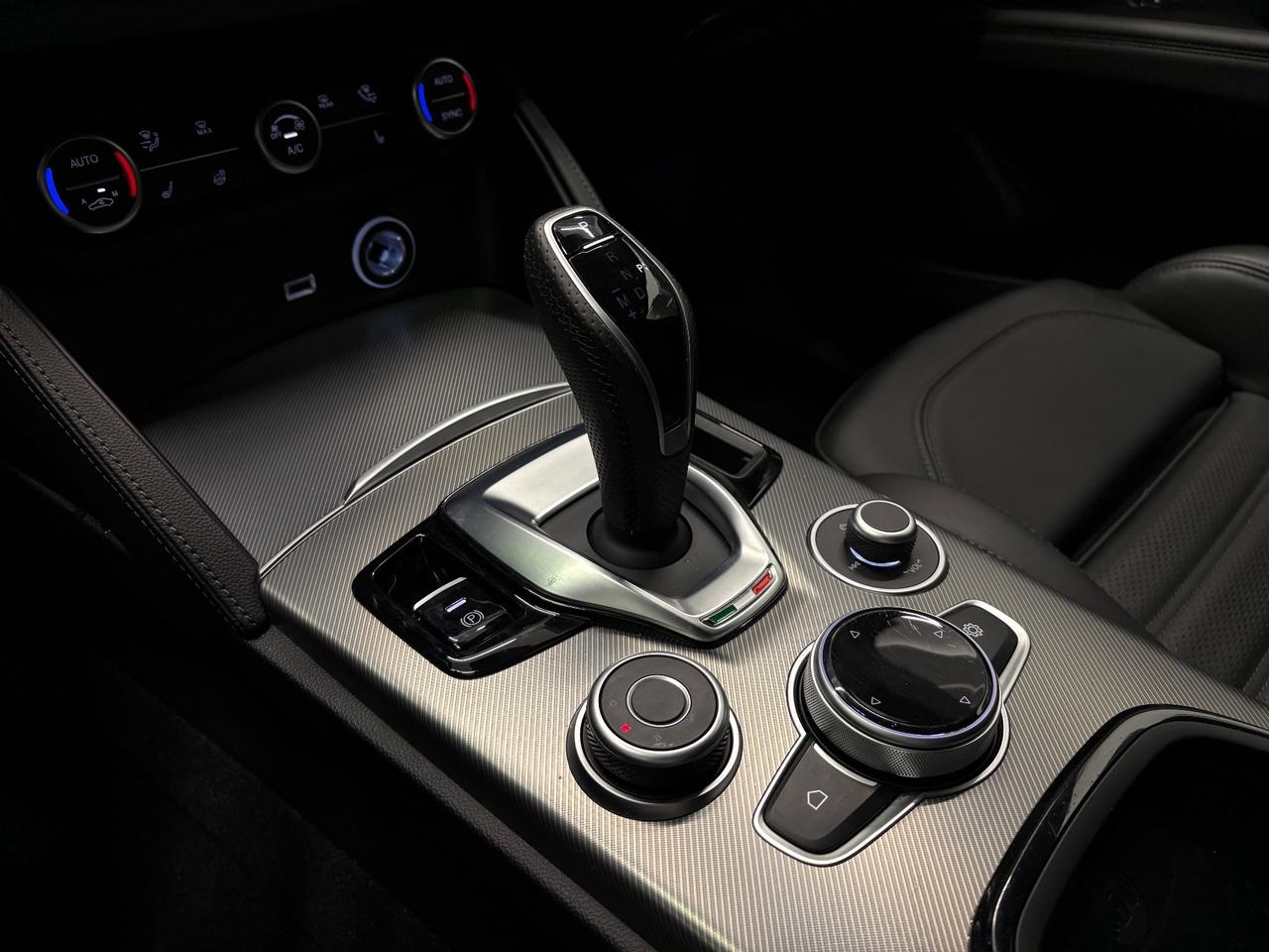 Alfa Romeo Stelvio 2.0 T VELOCE *PELLE*