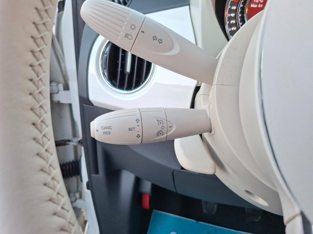 Fiat 500 1.2 Display TFT/Uconnect7"/Beats