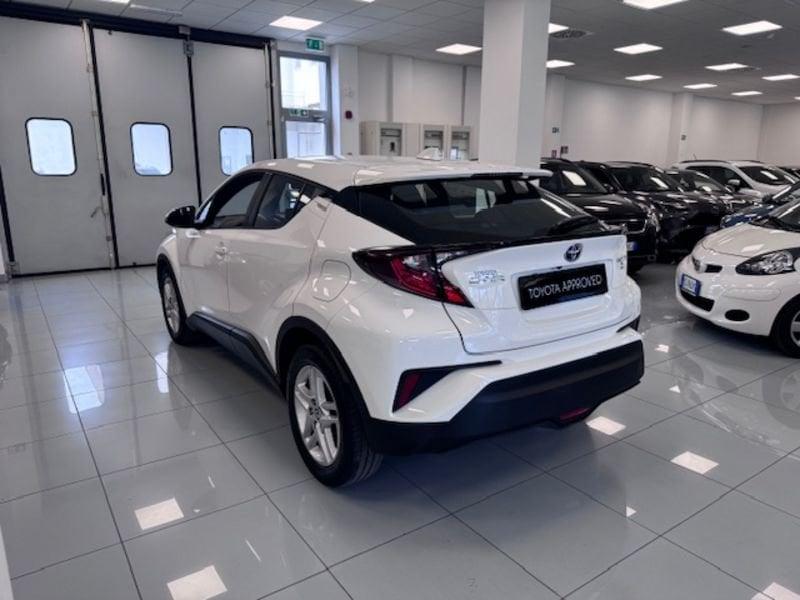 Toyota C-HR 1.8H (122CV) E-CVT Active
