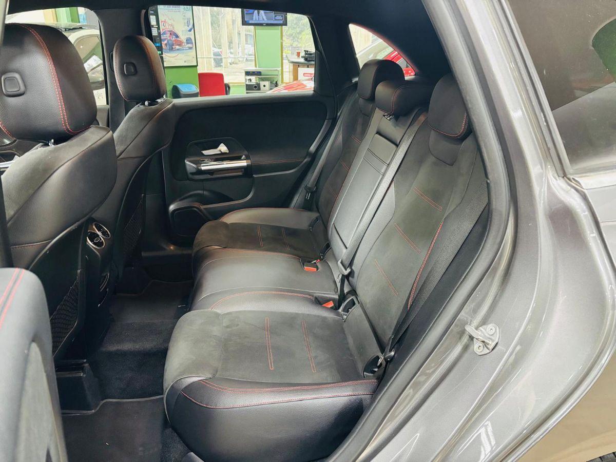 Mercedes Classe B 180d Premium AMG Automatica Full