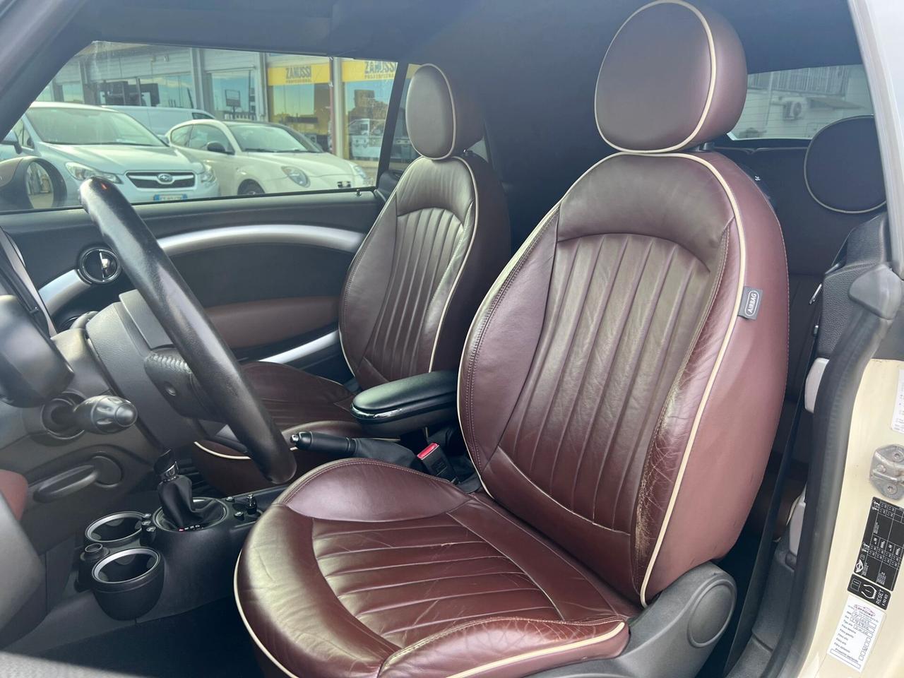 Mini 2.0 16V Cooper D Cabrio Automatica