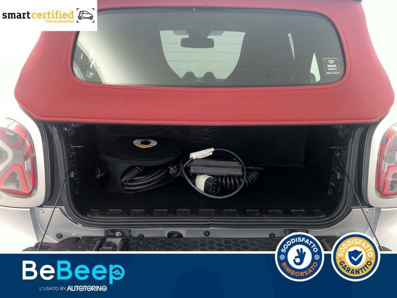 smart fortwo CABRIO EQ USHUAIA