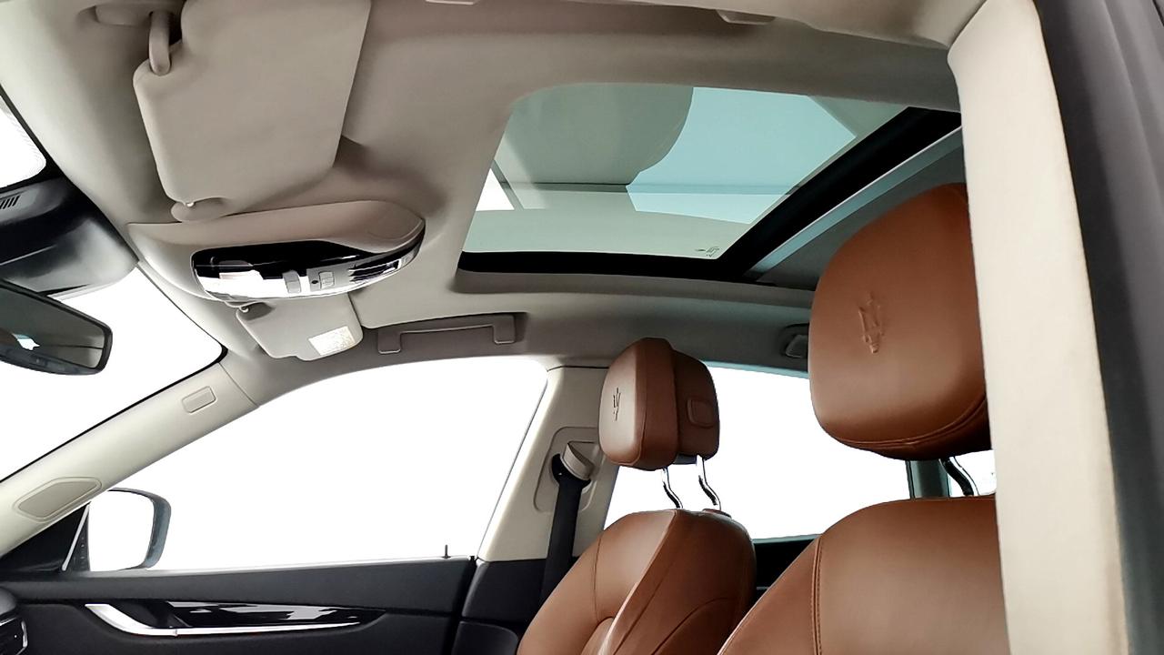 MASERATI Levante - Levante 3.0 V6 275cv auto