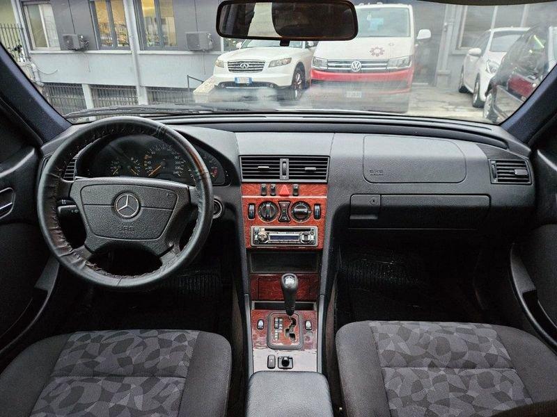 Mercedes-Benz Classe C C 180 cat Classic