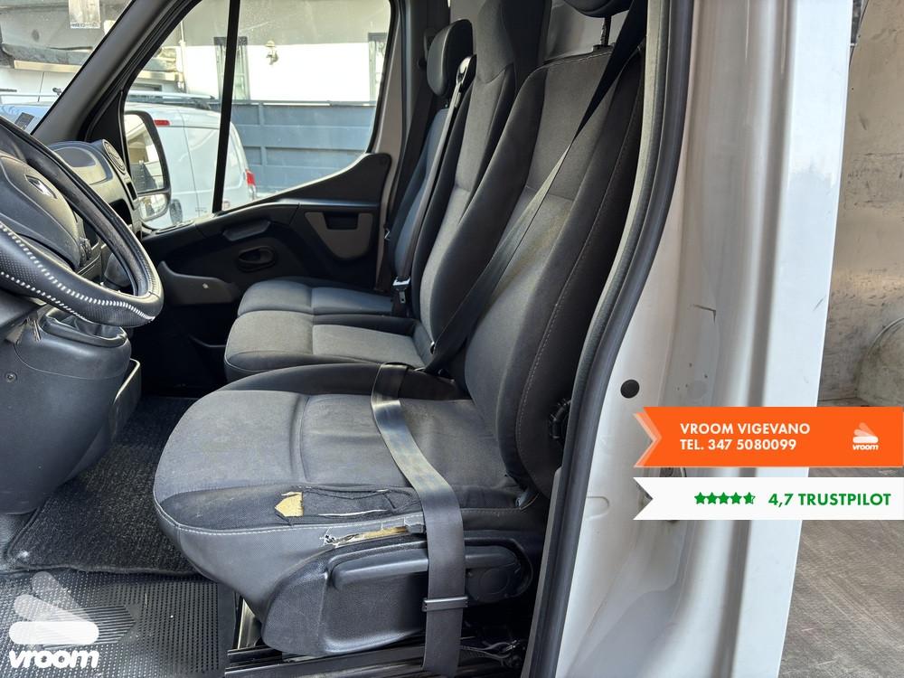 RENAULT Master 5ª serie Master T33 2.3 dCi/125...
