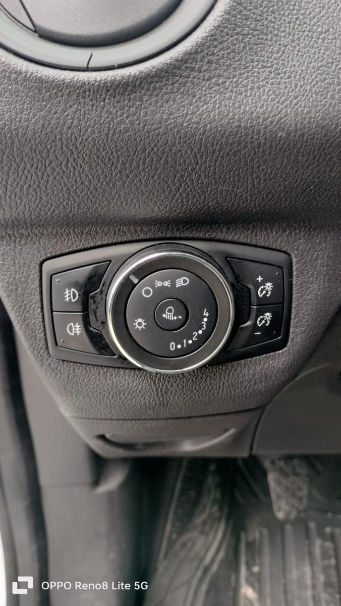 FORD Transit Courier 1.5 tdci 75cv Entry E6 1.5 tdci 75cv Entry E6