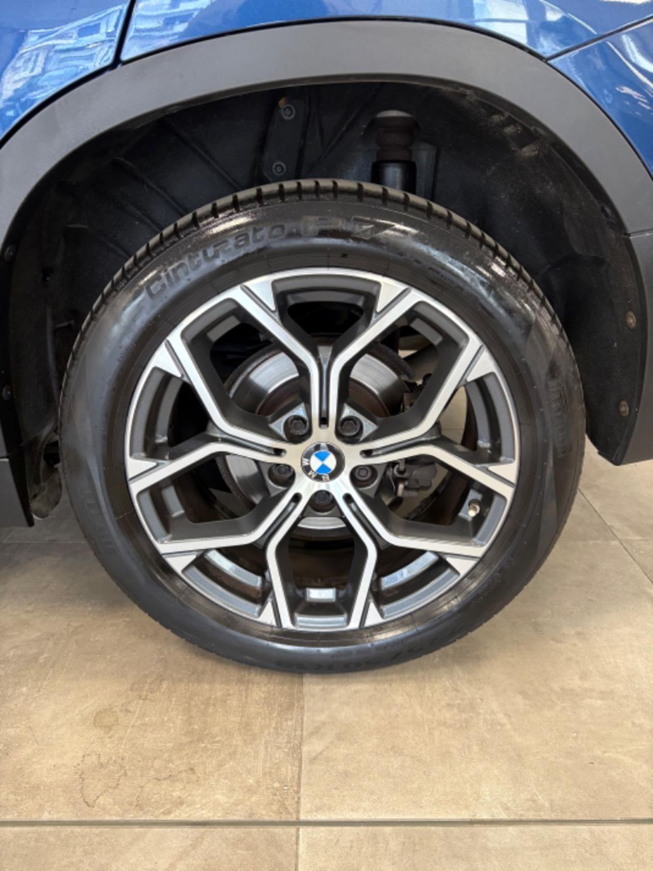 BMW X2 xDrive18d Advantage FARI LED