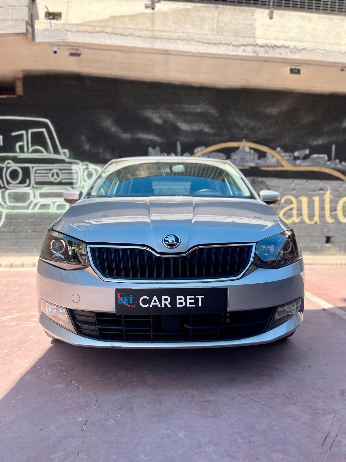 Skoda Fabia 1.0 TSI Color Argento