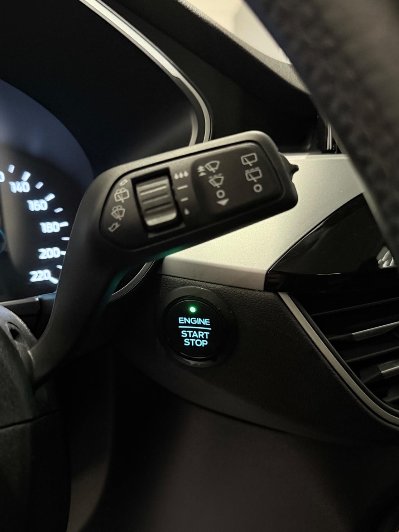 Ford Kuga 1.5 EcoBlue 120 CV aut. 2WD Connect