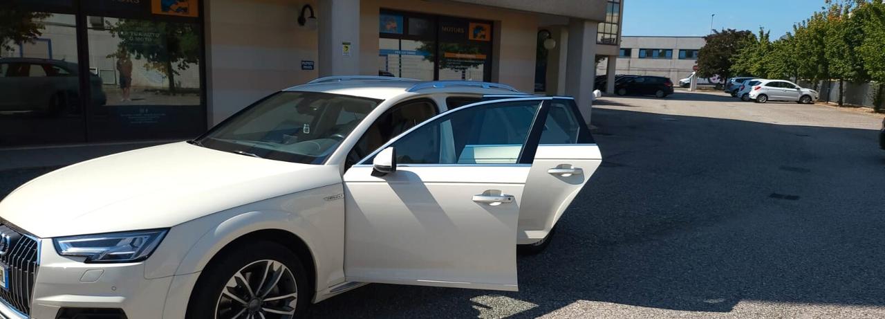 Bellissima AUDI A4 allroad Business Evolution 190cv-Full Optional-Molto ben tenuta-garanzia 12 mesi estendibile fino a 36 mesi.