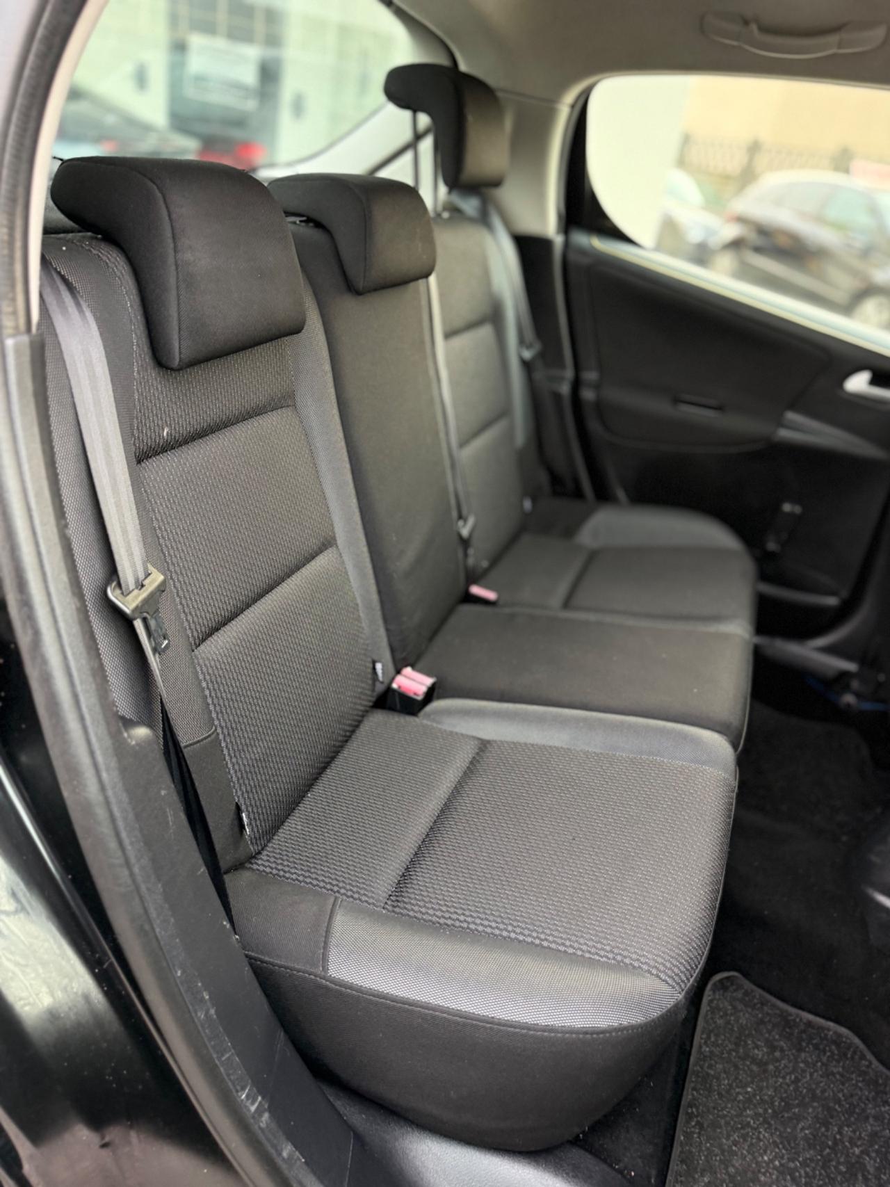 Peugeot 207 1.4 VTi 95CV 5p. XS