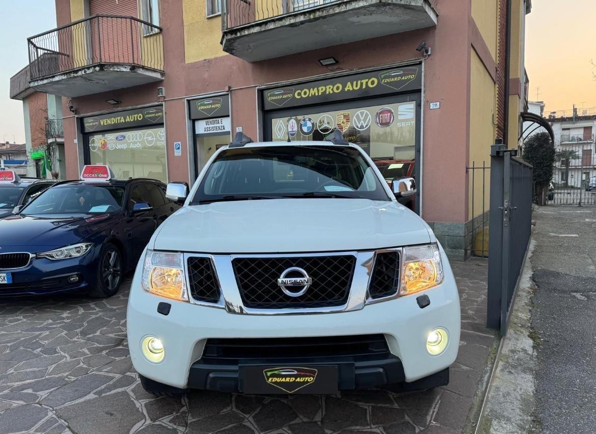 Nissan Navara 2.5 dCi 190CV 4 porte Double Cab XE