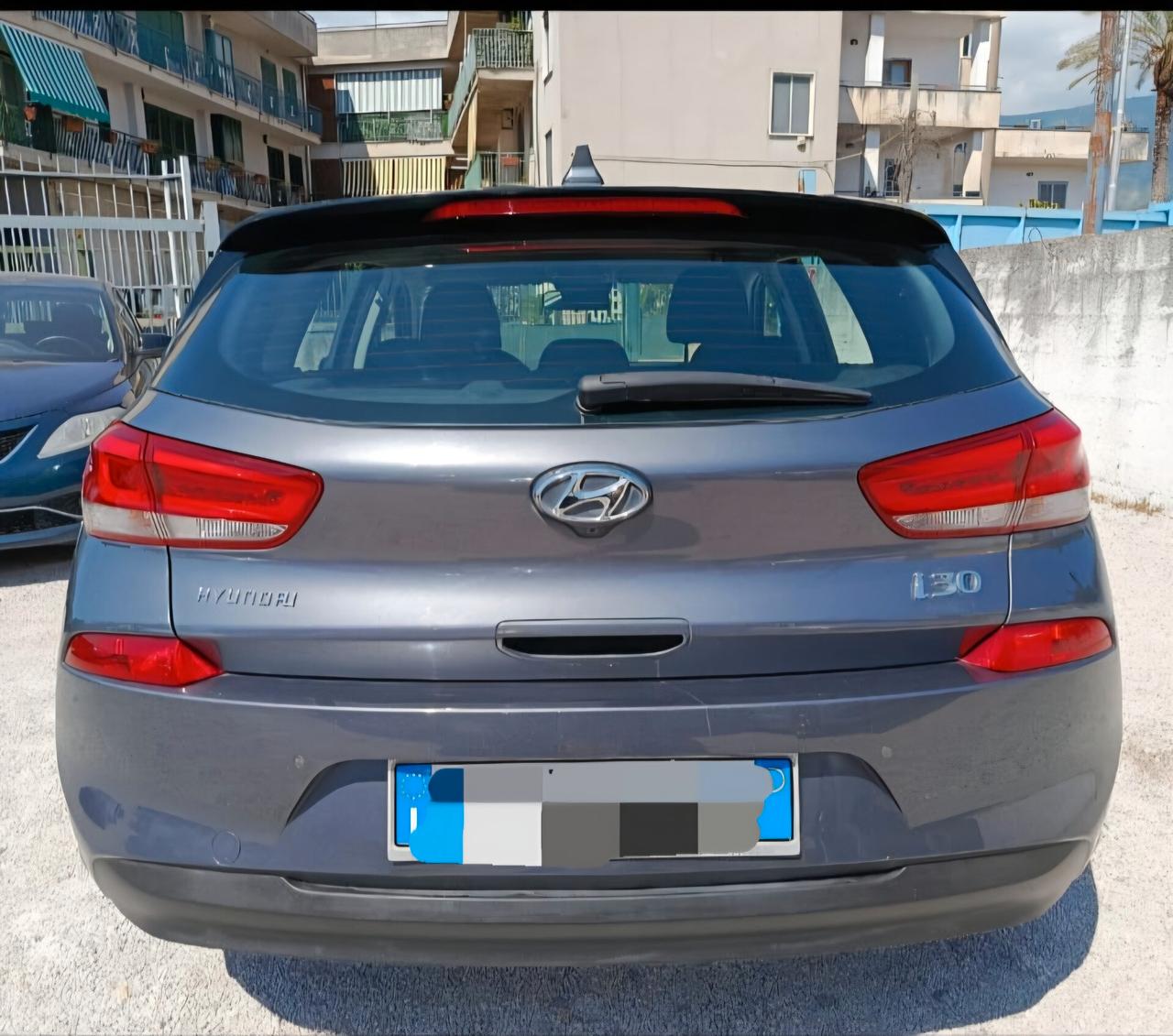 Hyundai i30 1.6 CRDi 110CV 5 porte Comfort-2017