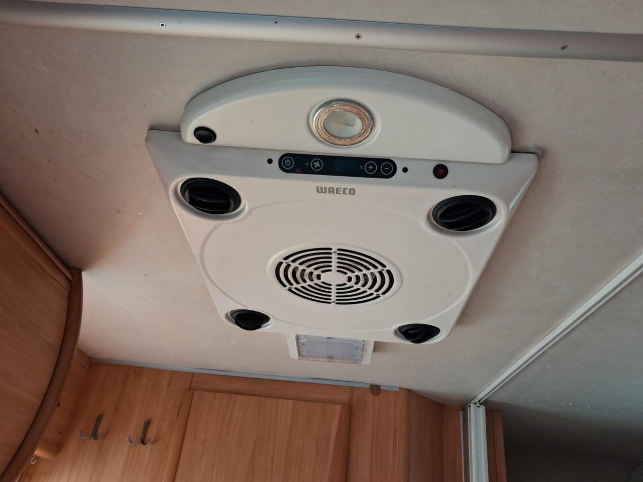 Mercedes-benz Adria mobil