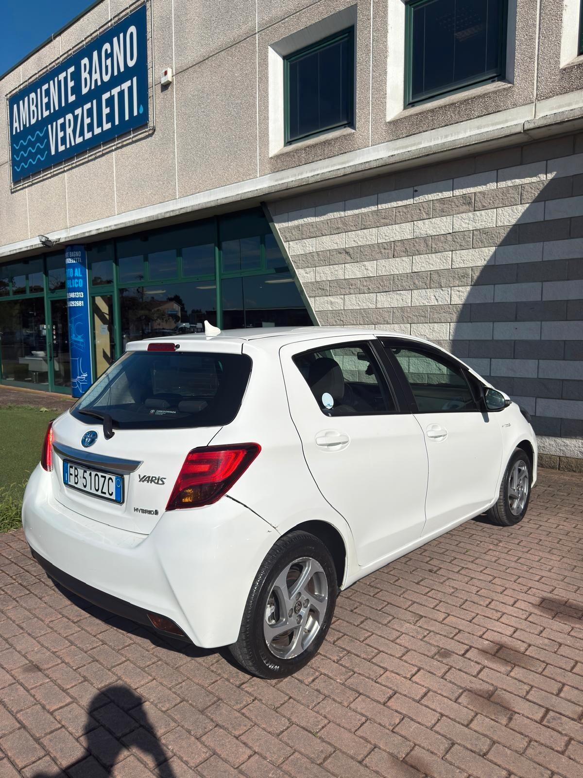 Toyota Yaris 1.5 5 porte Active