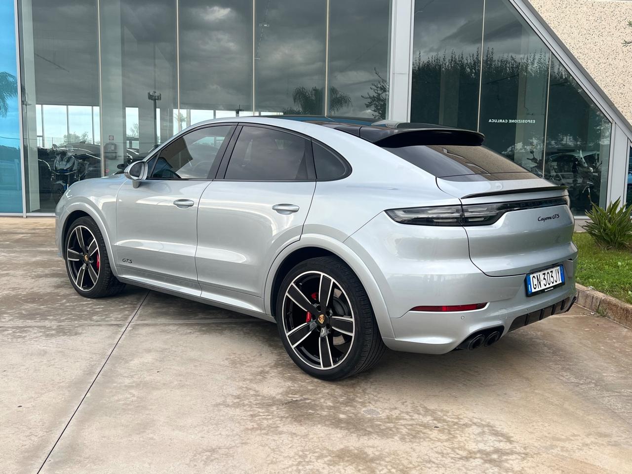 Porsche Cayenne Coupe 4.0 GTS possibilità noleggio no scoring