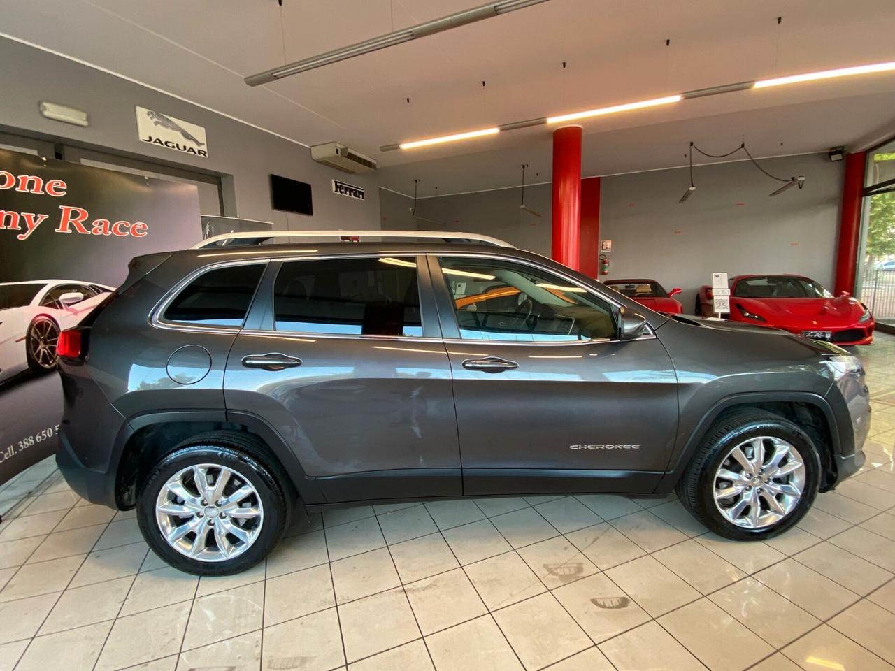 Jeep Cherokee 2.2 Mjt II 4WD Active Drive Overland
