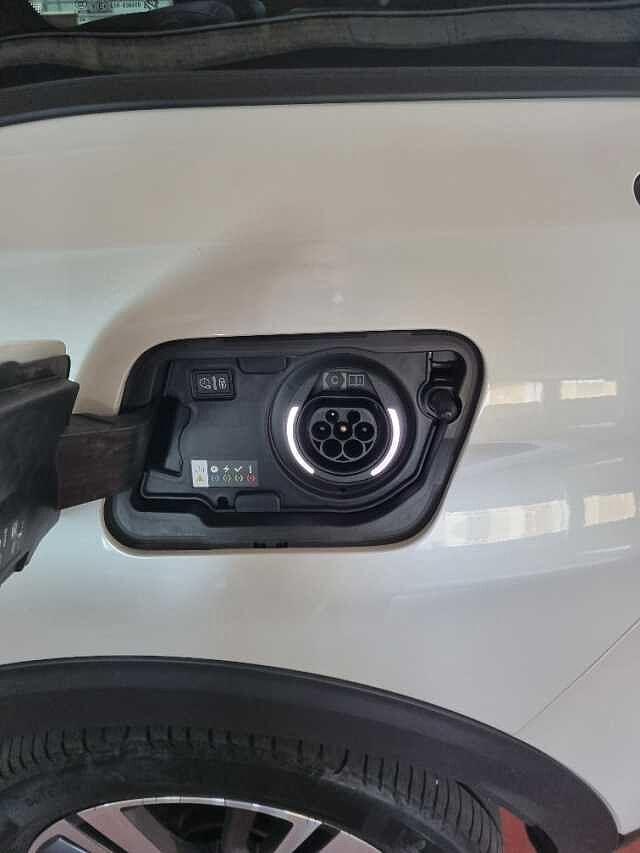 Peugeot 3008 3008 1.6 hybrid phev Allure Pack 180cv e-eat8