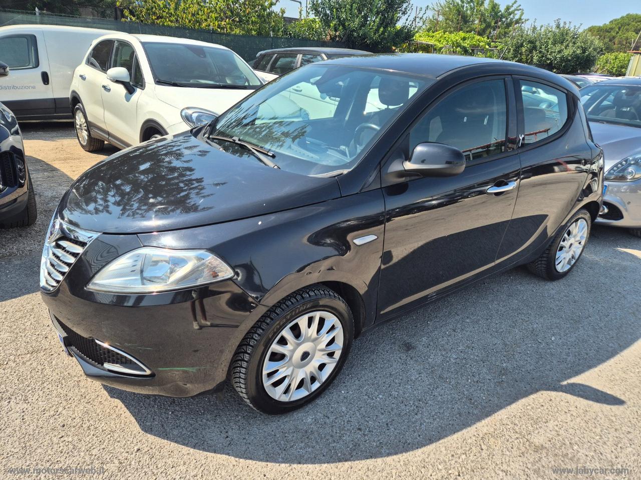 LANCIA Ypsilon 1.2 69 CV 5p. S&S Silver