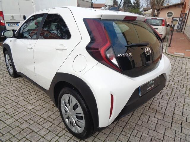 Toyota Aygo X 1.0 VVT-i 72 CV 5 porte Active S-CVT AUTOMATICA NO VINCOLO DI FINANZIAMENTO