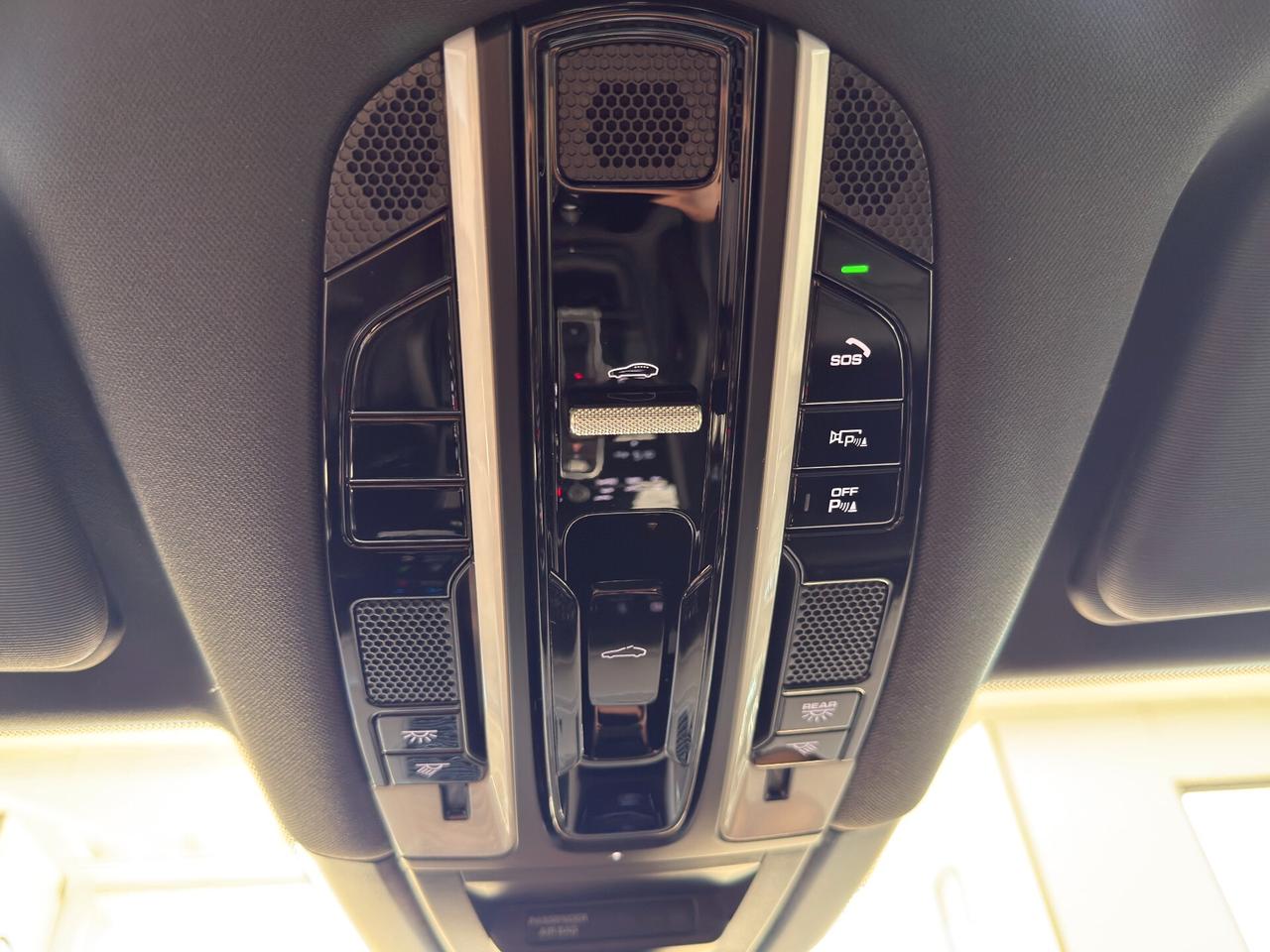 Porsche Cayenne 3.0 V6 FULL OPTIONAL