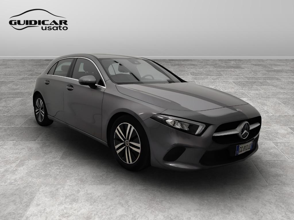 Mercedes-Benz Classe A - W177 2018 - A 180 d Sport auto