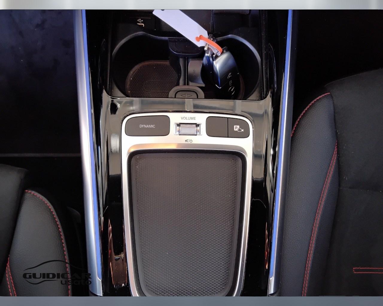Mercedes-Benz Classe B - W247 2023 - B 180 d AMG Line Advanced Plus auto