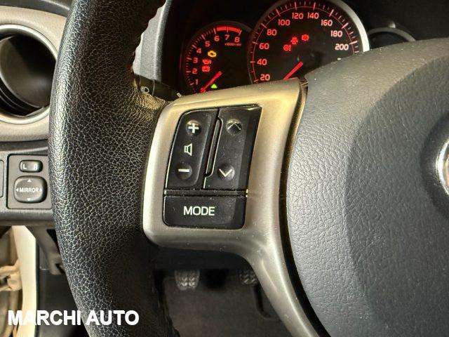 TOYOTA Yaris 1.3 5 porte Lounge