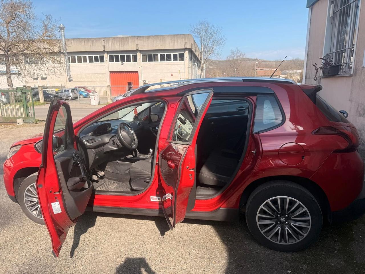 Peugeot 2008 1.2 benzina+Gpl