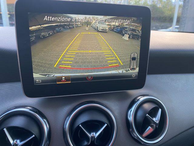 MERCEDES-BENZ GLA 200 d Automatic 4Matic Sport