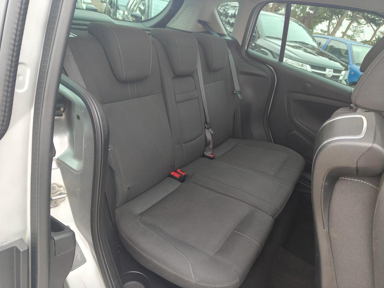 Ford B-Max 1.6 TDCi Titanium gancioTraino