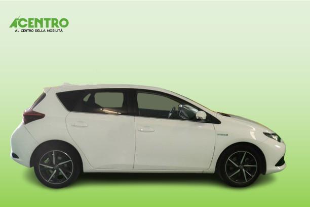 TOYOTA AURIS 1,8 hybrid e-CVT