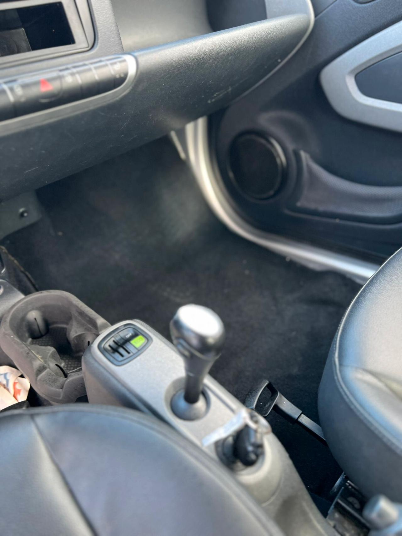 Smart ForTwo 1000 45 kW MHD coupé pure Teen II