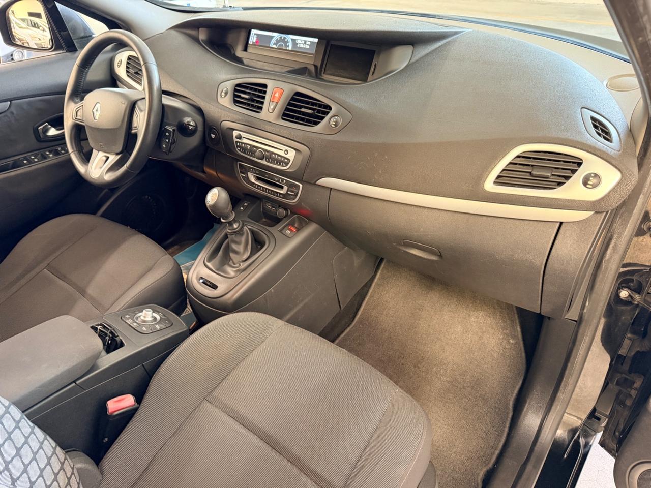 Renault Scenic Scénic 1.5 dCi 110CV Dynamique 7 POSTI