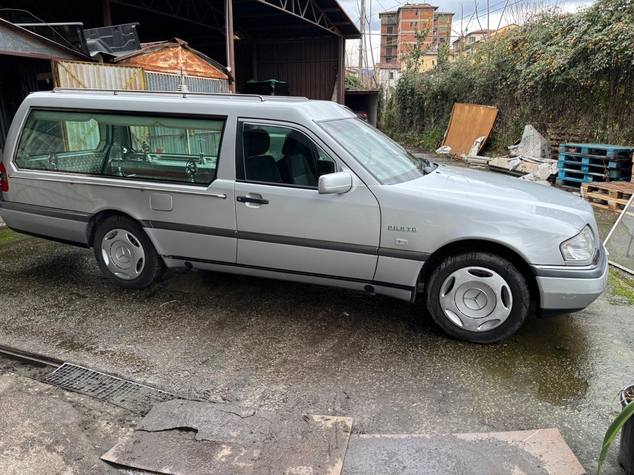 Mercedes-benz C 220 diesel Carro Funebre Pilato