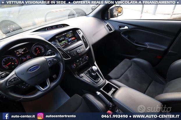 Ford Focus 2.3 350CV RS AWD Performance Pack ...