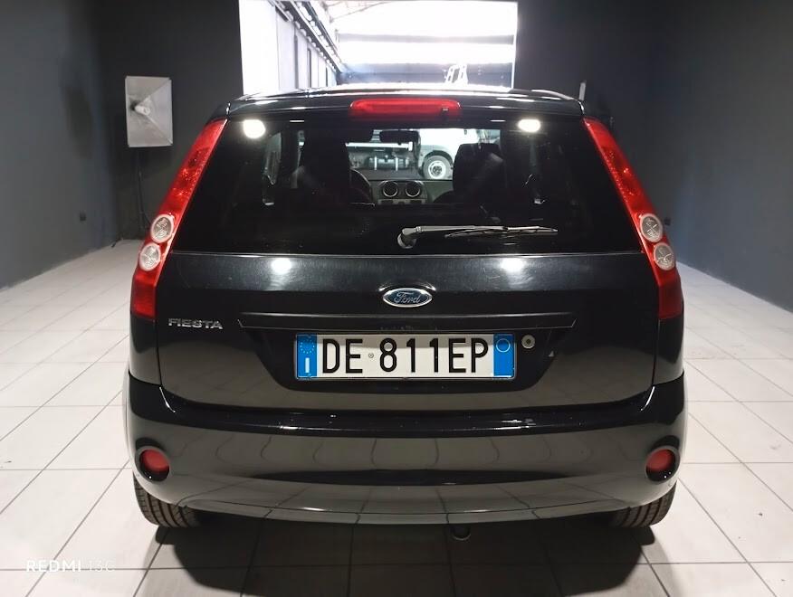 Ford Fiesta del 2007 benzina 90.000 km