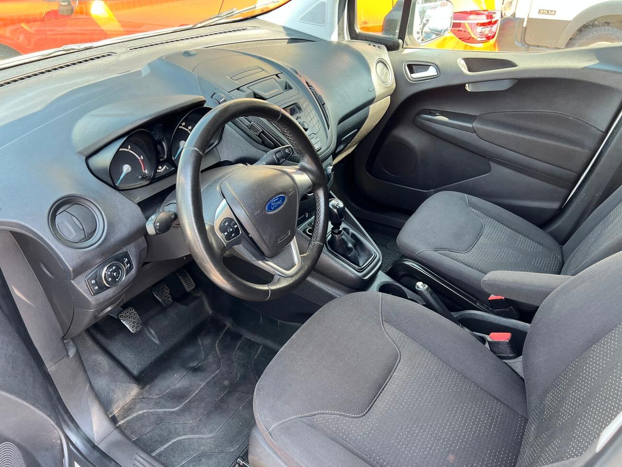 Ford Tourneo Courier 1.5 TDCI 75 CV Plus / OK NEOPATENTATI